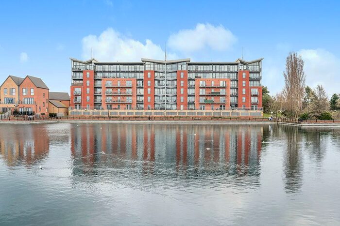 2 Bedroom Flat To Rent In Kentmere Drive, Doncaster, South Yorkshire, DN4