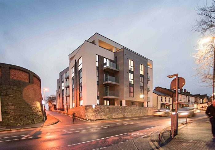 1 Bedroom Flat To Rent In Kingston Road, Taunton, TA2