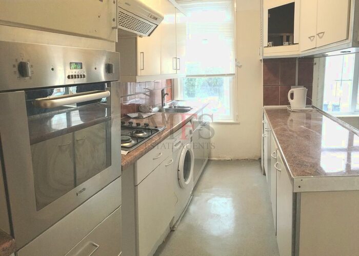 2 Bedroom Maisonette To Rent In Portland Road, Southall, UB2