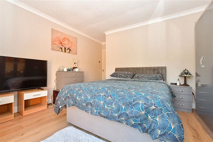 3 Bedroom Detached Bungalow For Sale In Blackburn Road, Greenhill, Herne Bay, Kent, CT6