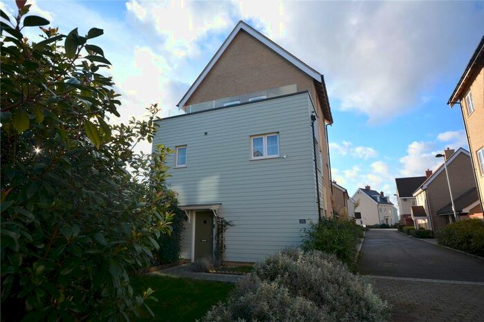 4 Bedroom Detached House To Rent In Arthur Turp Close, Springfield, CM1
