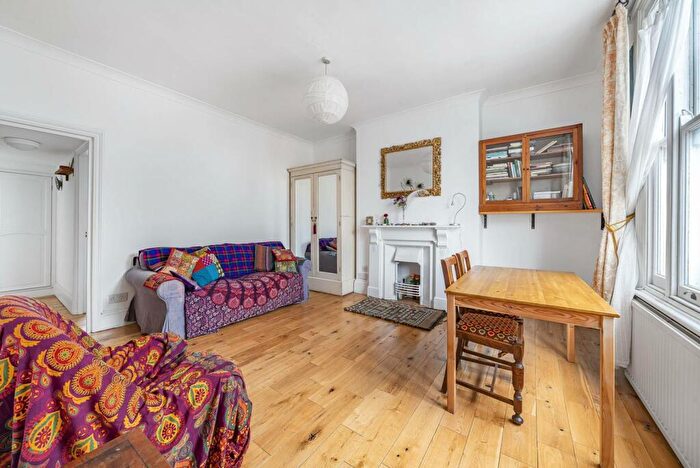 1 Bedroom Flat To Rent In Rucklidge Avenue, Kensal Green, London, NW10