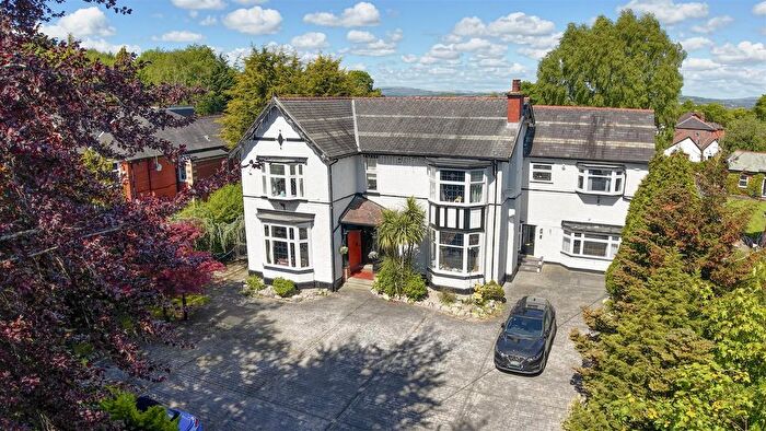 5 Bedroom Detached House For Sale In Ringley Road, Whitefield, Manchester, M45