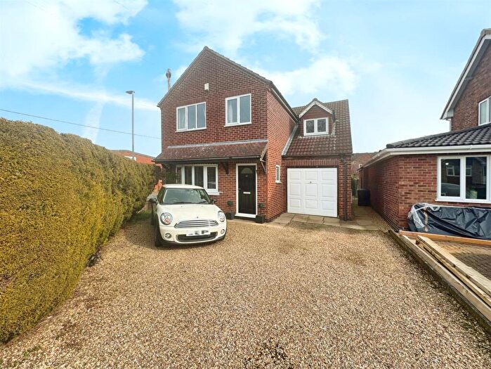 4 Bedroom Detached House For Sale In Links Road, Kibworth, Leicester, LE8