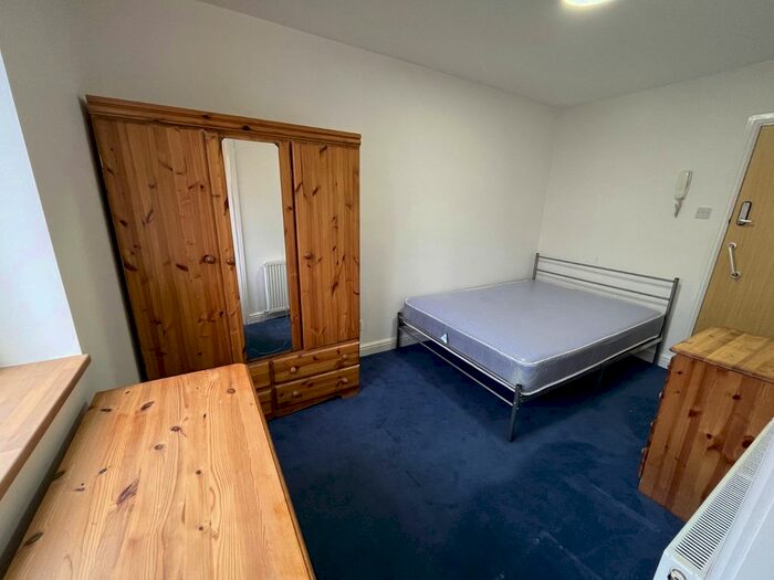 1 Bedroom Property To Rent In Stoke Green, Coventry, West Midlands, CV3