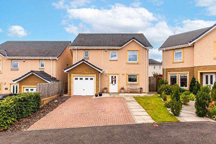 4 Bedroom Detached House For Sale In Fyvie Close, Auchterarder, PH3