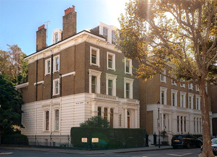 2 Bedroom Flat For Sale In Bolton Gardens, Earls Court, SW5