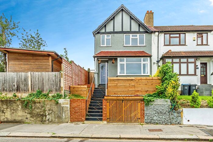 4 Bedroom End Of Terrace House For Sale In Norbury Court Road, London, SW16