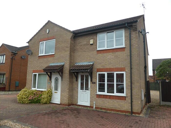 3 Bedroom Semi-Detached House To Rent In Woodfield Avenue, Lincoln, Lincolnshire, LN6