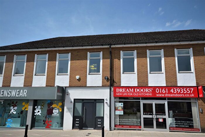 2 Bedroom Apartment To Rent In Meadway, Bramhall, SK7