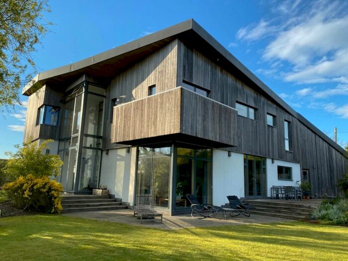 5 Bedroom Detached House For Sale In Backgammon, Warren Road, Little Horwood, Milton Keynes, MK17