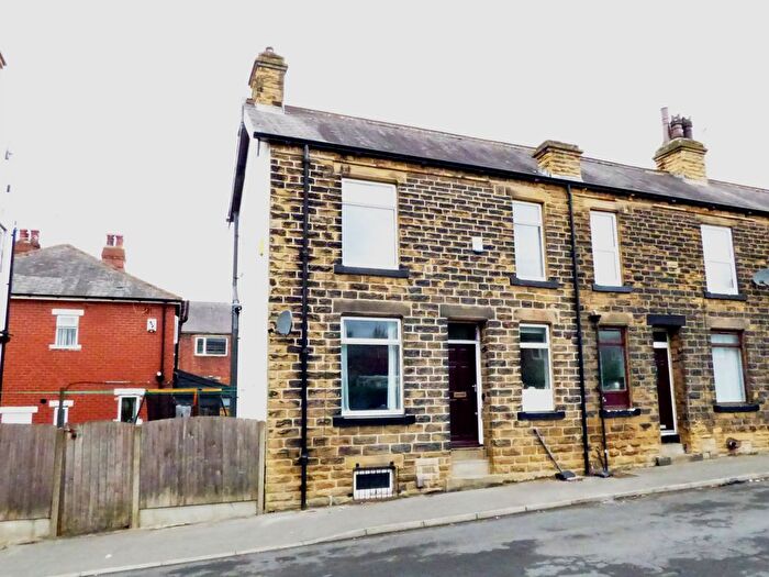 2 Bedroom Terraced House To Rent In Nora Place, Leeds, LS13