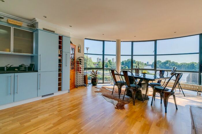 2 Bedroom Flat To Rent In Point Wharf Lane, Brentford, TW8