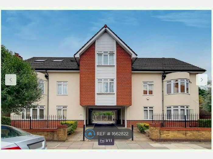 2 Bedroom Flat To Rent In Highfield Road, London, N21