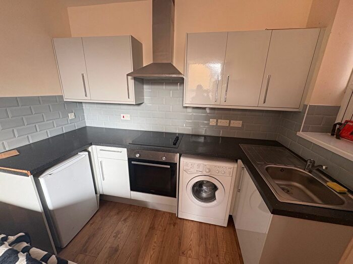 1 Bedroom Flat To Rent In Cathedral Road, Pontcanna, Cardiff, CF11