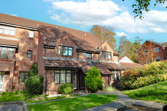 1 Bedroom Terraced House To Rent In Bennett Court, Camberley, GU15