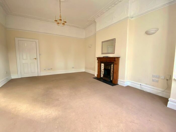 1 Bedroom Apartment To Rent In Cathedral Road, Pontcanna, CF11