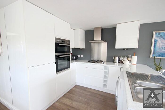 1 Bedroom Flat To Rent In Claverham, BS49