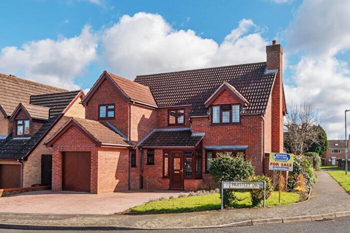 4 Bedroom Detached House For Sale In Priestley Drive, Larkfield, Aylesford, ME20