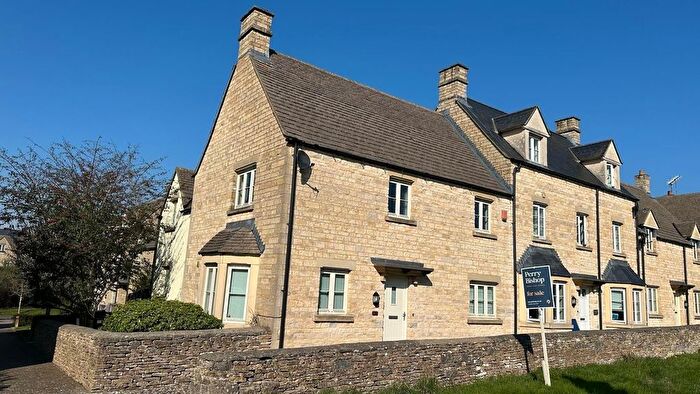 4 Bedroom End Of Terrace House For Sale In Blackberry Walk, London Road, Cirencester, Gloucestershire, GL7