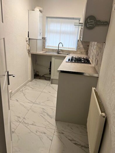 2 Bedroom Flat To Rent In A Liverpool Road South, L31