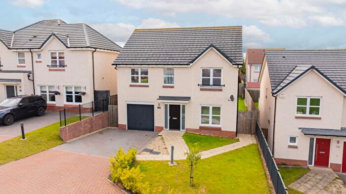 4 Bedroom Detached House For Sale In Cameron Place, Armadale, EH48
