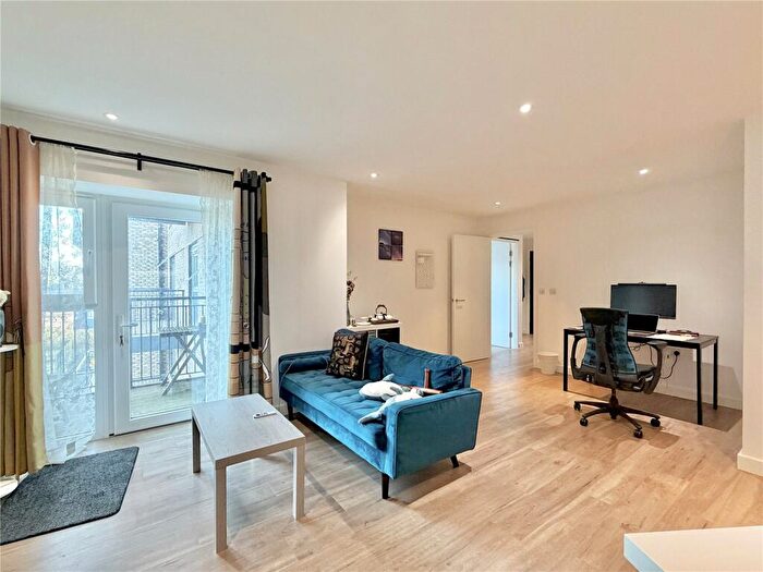 1 Bedroom Flat For Sale In Fairbank House, Colindale, NW9