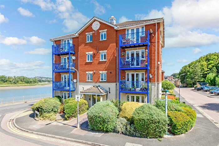 2 Bedroom Apartment For Sale In Applecross Close, Rochester, Kent, ME1