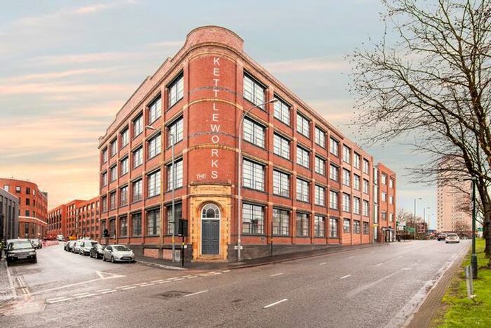 2 Bedroom Flat To Rent In Kettleworks, Pope Street, Jewellery Quarter, Birmingham, B1