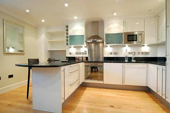 3 Bedroom End Of Terrace House For Sale In Frognal Hampstead Village, NW3