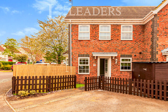 2 Bedroom Terraced House To Rent In Avocet Way, Aylesbury, HP19