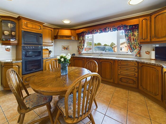 3 Bedroom Detached Bungalow For Sale In Langhorns Lane, Outwell, Wisbech, PE14