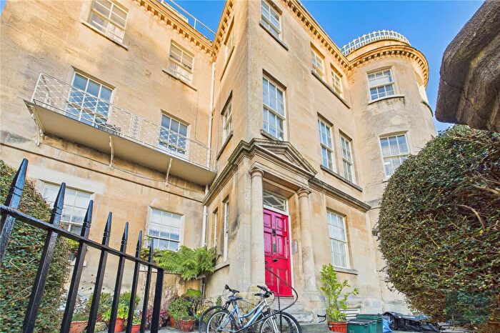 2 Bedroom Apartment For Sale In Belvedere, Bath, BA1