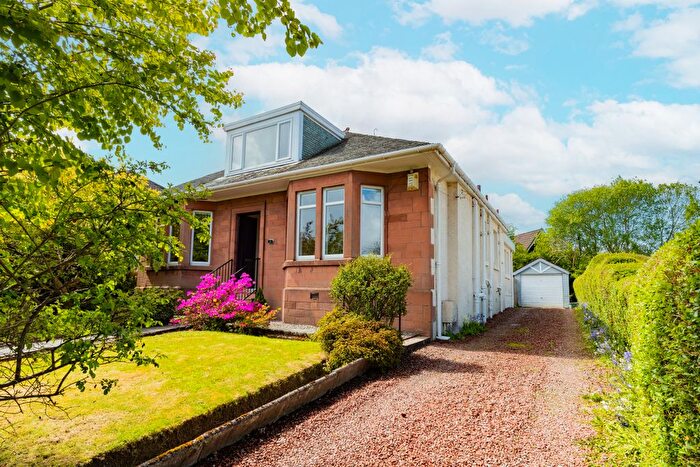 4 Bedroom Detached Bungalow For Sale In Stonefield Avenue, Paisley, Renfrewshire, PA2