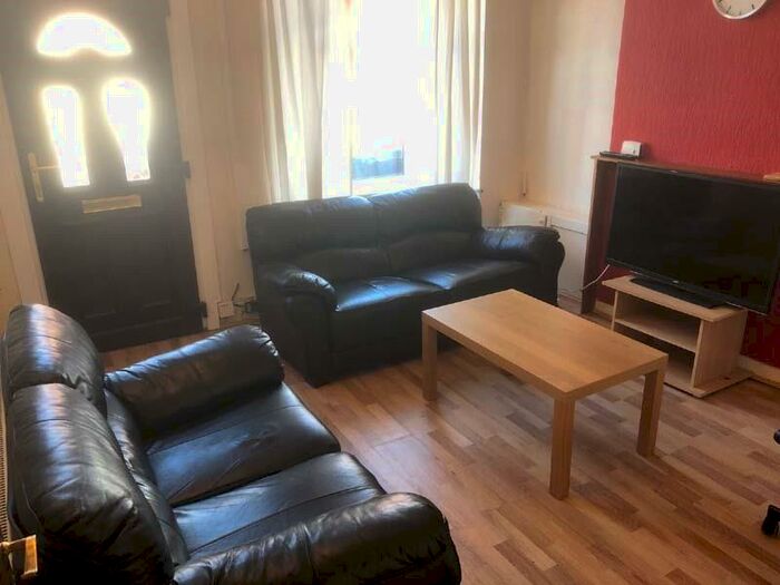 4 Bedroom Terraced House To Rent In Harrow Road, Selly Oak, Birmingham, B29