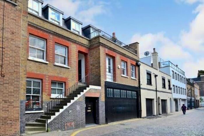 2 Bedroom Flat To Rent In Weymouth Mews, Marylebone, W1G