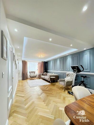 2 Bedroom Flat To Rent In Babington Road, Hornchurch, RM12