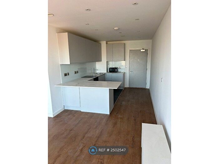 1 Bedroom Flat To Rent In Block A, Salford, M5