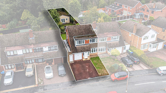 3 Bedroom Semi-Detached House For Sale In Blythefield Avenue, Great Barr, Birmingham, B43