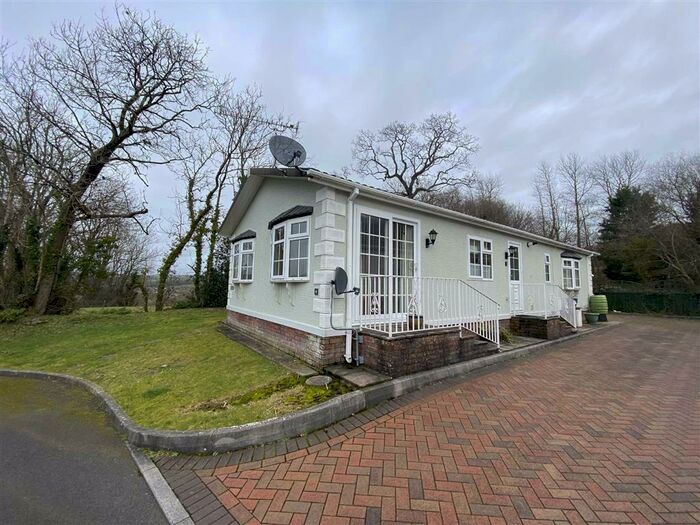 2 Bedroom Park Home For Sale In Towy View Park, Capel Dewi Road, Llangunnor, SA32