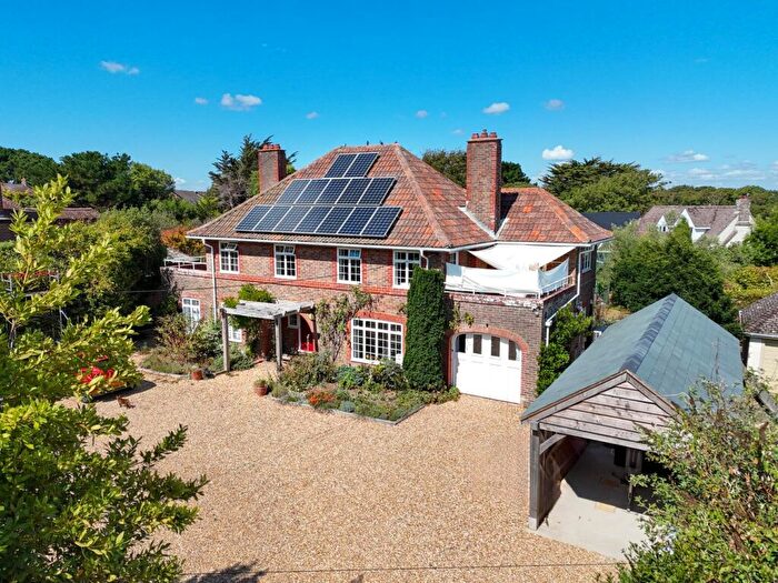 5 Bedroom Detached House For Sale In Park Lane, Milford On Sea, Lymington, SO41