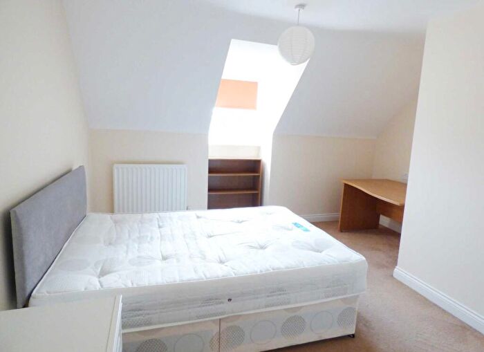 3 Bedroom House To Rent In Hmo Licence With Double Bedrooms, OX4