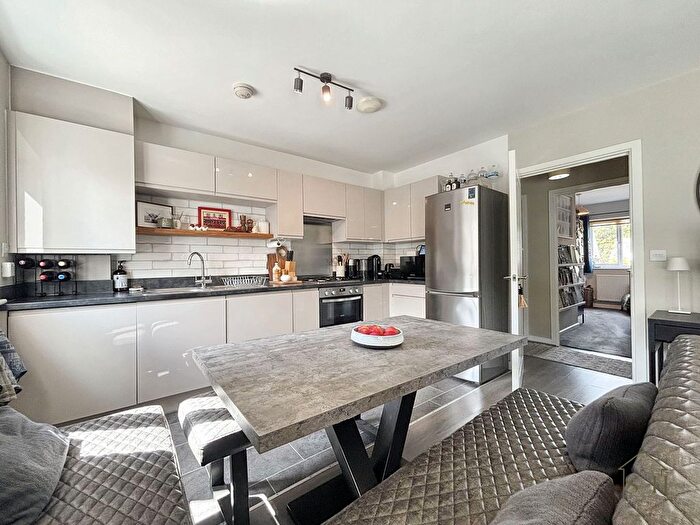 2 Bedroom Flat For Sale In Laurens Van Der Post Way, Ashford, TN23