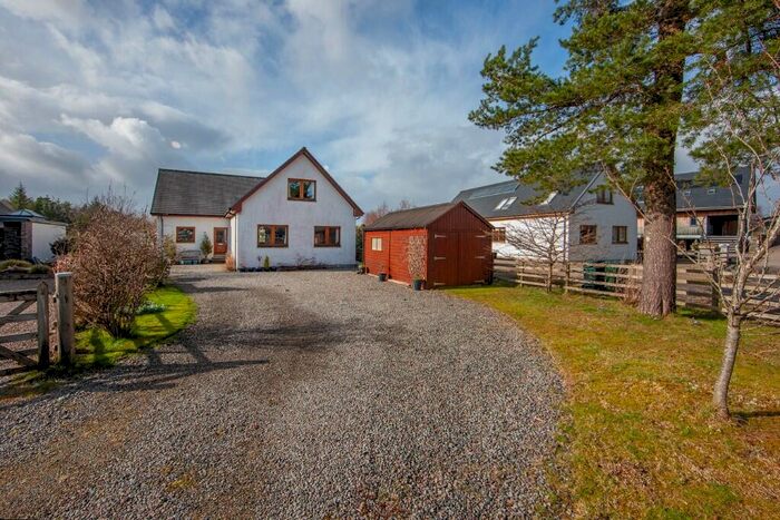 4 Bedroom Detached House For Sale In Taigh A Ghiuthais, North Connel, Oban, PA37