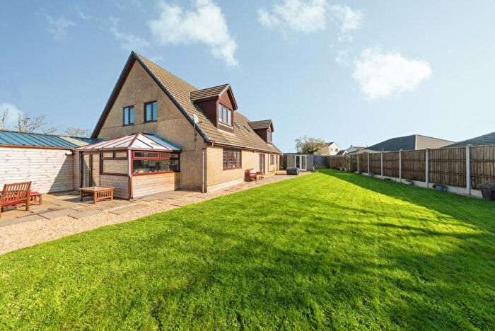 5 Bedroom Detached House For Sale In Carway, Kidwelly, Carmarthenshire, SA17
