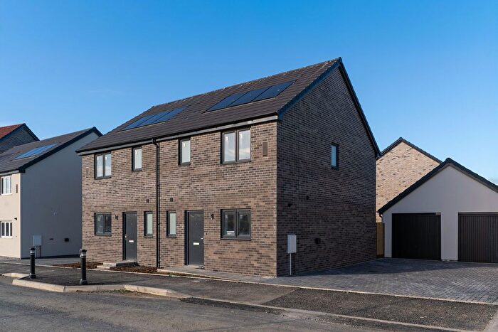 3 Bedroom Semi-Detached House For Sale In Celtic Rise, Weymouth, DT3