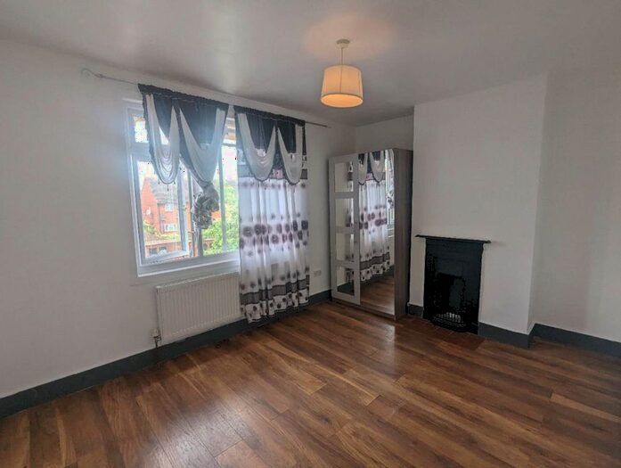 2 Bedroom Terraced House To Rent In Hazel Road, Erith, DA8
