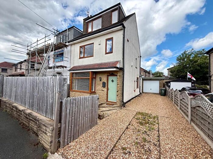 4 Bedroom Semi-Detached House For Sale In Claremont Crescent, Wrose, Shipley, BD18