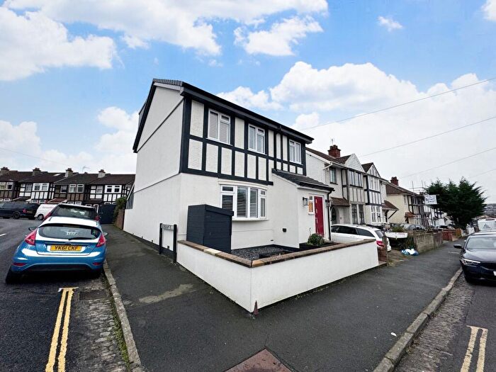 5 Bedroom House To Rent In Bloomfield Road, Brislington, BS4