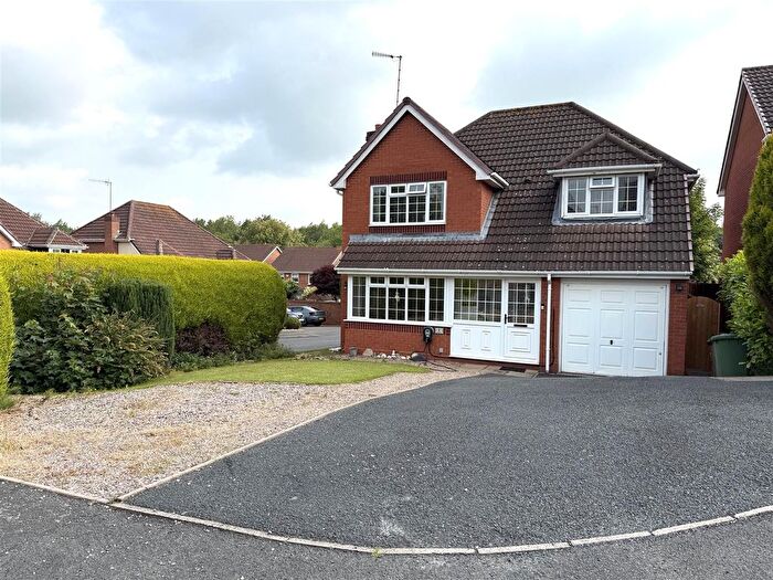 4 Bedroom Detached House For Sale In Thorn Close, Brereton, Rugeley, WS15